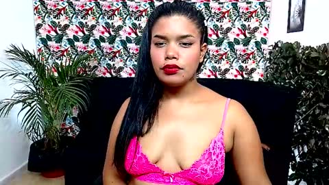 Snapshot of alisonn_hot chatting on December 5, 2024, 7:49 am ALISSON HOT online show from December 5, 2024, 7:49 am