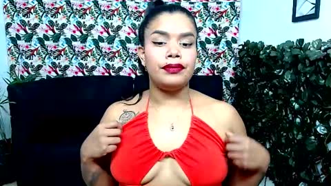 Snapshot of alisonn_hot chatting on February 4, 2025, 3:33 am ALISSON HOT online show from February 4, 2025, 3:33 am