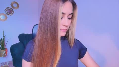 Snapshot of aliss_es chatting on April 21, 2026, 4:34 pm ALISS online show from April 21, 2026, 4:34 pm