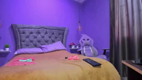 alicia online show from October 4, 2025, 1:31 pm