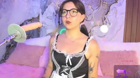 Mia online show from March 27, 2026, 8:30 pm