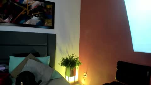 Snapshot of alissanix chatting on October 12, 2025, 6:29 pm AlissaNix online show from October 12, 2025, 6:29 pm