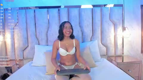 alisse_myers online show from May 9, 2026, 3:23 am