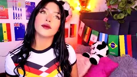 Snapshot of alisse_xx chatting on June 29, 2026, 2:40 am alisse_xx online show from June 29, 2026, 2:40 am