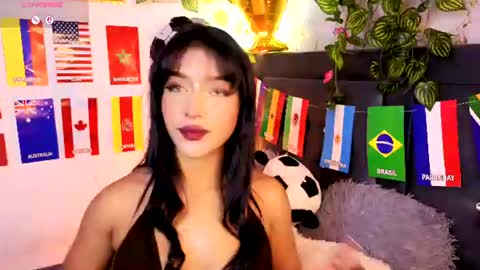 Snapshot of alisse_xx chatting on July 13, 2026, 4:04 am alisse_xx online show from July 13, 2026, 4:04 am
