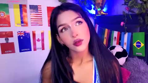 Snapshot of alisse_xx chatting on July 16, 2026, 3:45 am alisse_xx online show from July 16, 2026, 3:45 am