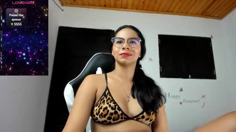 Alisson hoffman05 online show from January 3, 2025, 11:55 pm