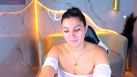 alisson_tx_ online show from March 11, 2026, 8:37 pm