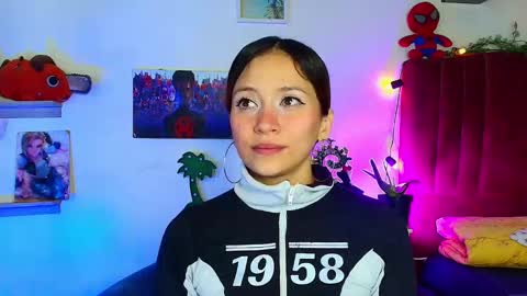 Alisson IG alisson zafiro27 online show from March 18, 2026, 3:09 am