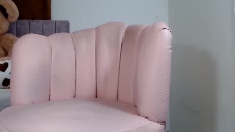 Snapshot of alissonkisses chatting on February 12, 2025, 6:08 am alisson online show from February 12, 2025, 6:08 am