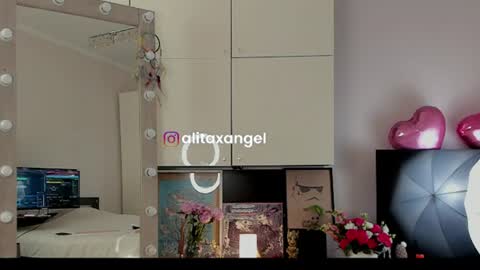 Snapshot of alitaangel_ chatting on July 16, 2026, 3:40 pm A L I T A online show from July 16, 2026, 3:40 pm