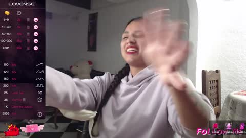 Snapshot of alix_beltran chatting on January 13, 2025, 3:56 am Alix online show from January 13, 2025, 3:56 am