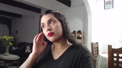 Snapshot of alix_beltran chatting on February 18, 2025, 2:49 am Alix online show from February 18, 2025, 2:49 am