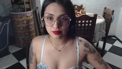 Snapshot of alix_beltran chatting on February 27, 2025, 1:59 am Alix online show from February 27, 2025, 1:59 am