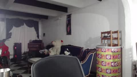 Snapshot of alix_beltran chatting on March 6, 2025, 2:09 am Alix online show from March 6, 2025, 2:09 am