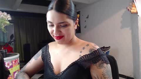 Snapshot of alix_beltran chatting on October 26, 2025, 11:42 pm Alix online show from October 26, 2025, 11:42 pm