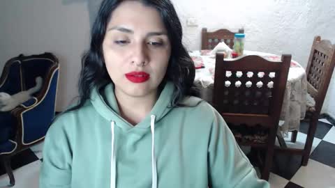 Snapshot of alix_beltran chatting on November 1, 2025, 2:02 am Alix online show from November 1, 2025, 2:02 am