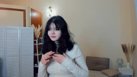 Snapshot of alixypunter chatting on May 14, 2026, 7:48 am Emily online show from May 14, 2026, 7:48 am