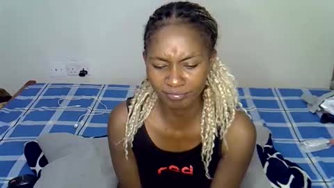 aliyah001 online show from February 16, 2026, 12:18 am