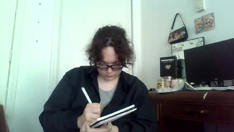 Snapshot of all2apollo chatting on July 9, 2026, 6:23 pm Deity Apollo online show from July 9, 2026, 6:23 pm