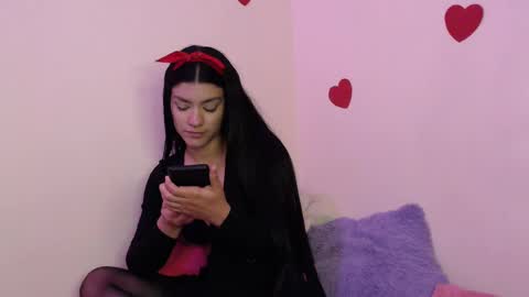 Snapshot of all_smiles_here chatting on February 16, 2025, 6:21 am Lola online show from February 16, 2025, 6:21 am