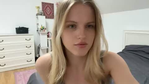 Kate online show from July 6, 2026, 1:08 pm