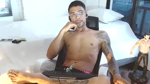 Snapshot of allanbarreto chatting on July 15, 2026, 11:10 pm Allan online show from July 15, 2026, 11:10 pm
