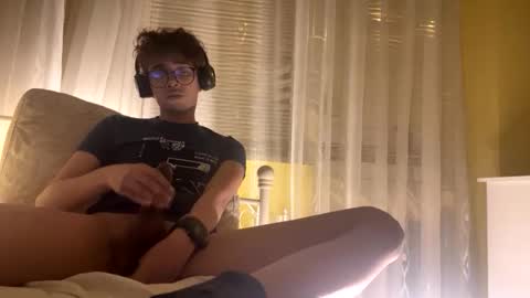 Snapshot of allenbijusimon chatting on March 28, 2026, 11:26 pm Allen Biju online show from March 28, 2026, 11:26 pm