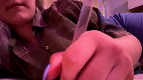 Snapshot of alleray728069 chatting on March 3, 2026, 8:48 pm Alle online show from March 3, 2026, 8:48 pm