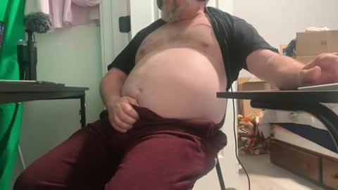 Allergictolove online show from October 18, 2025, 3:02 pm