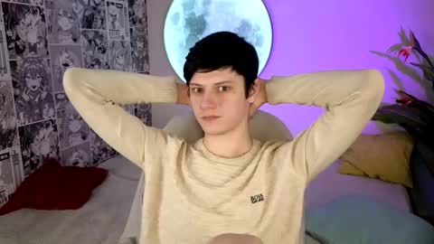 Snapshot of allert_ chatting on November 3, 2025, 9:16 pm allert_ online show from November 3, 2025, 9:16 pm