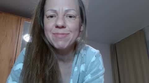 Snapshot of allexandraxxx chatting on February 15, 2025, 10:21 pm allexandraxxx online show from February 15, 2025, 10:21 pm