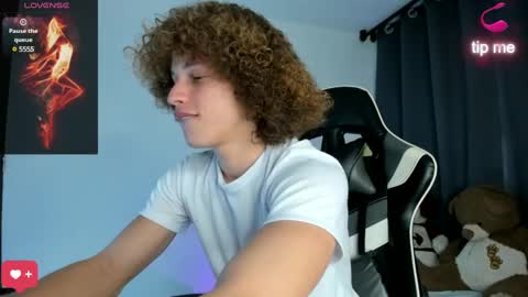 ALLEXANDRO online show from March 10, 2025, 3:12 am