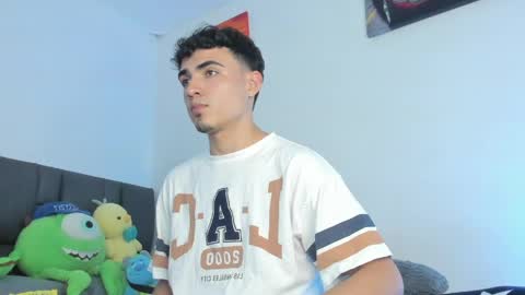 Allex online show from April 11, 2026, 11:42 pm