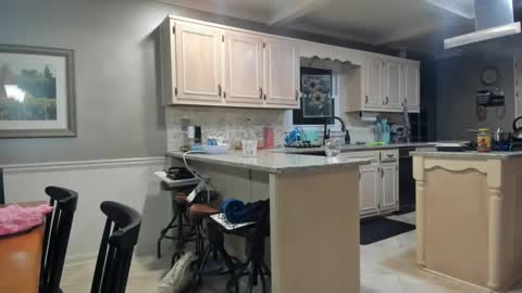 wishlist on bio online show from January 21, 2025, 11:24 pm