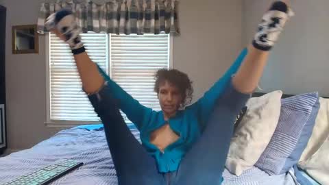 wishlist on bio online show from October 23, 2025, 9:24 pm