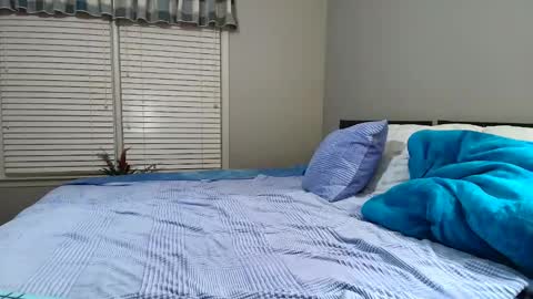 wishlist on bio online show from November 2, 2025, 11:07 pm