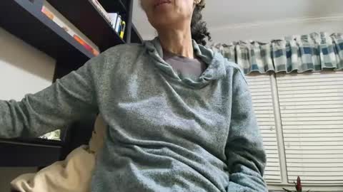 wishlist on bio online show from November 13, 2025, 11:03 pm