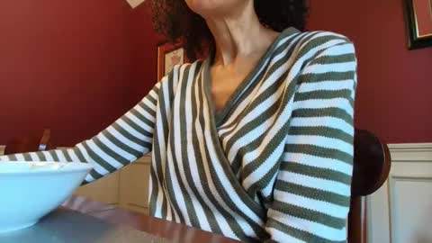 wishlist on bio online show from November 19, 2025, 6:08 pm