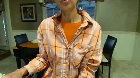 Snapshot of allgood4u chatting on April 13, 2026, 2:44 pm wishlist on bio online show from April 13, 2026, 2:44 pm