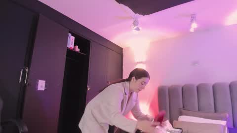 ALLICE online show from December 3, 2025, 11:41 am