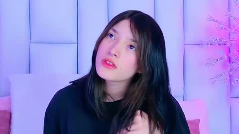 Allicia online show from March 1, 2025, 7:15 pm