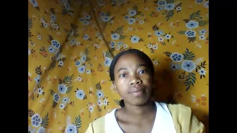 Snapshot of alliciax632770q chatting on March 18, 2026, 2:26 am alliciax632770q online show from March 18, 2026, 2:26 am