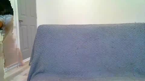 alliebearx online show from February 16, 2025, 8:44 pm