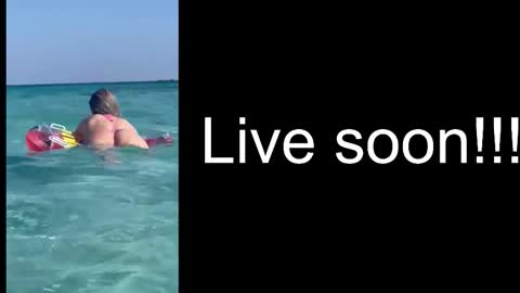 Snapshot of alliesynns chatting on October 19, 2025, 5:30 am Allie online show from October 19, 2025, 5:30 am