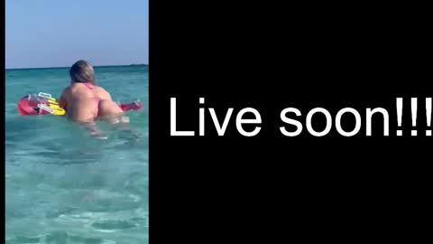 Snapshot of alliesynns chatting on October 25, 2025, 4:20 am Allie online show from October 25, 2025, 4:20 am