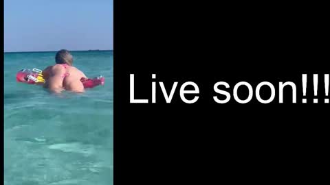 Snapshot of alliesynns chatting on November 5, 2025, 5:51 am Allie online show from November 5, 2025, 5:51 am