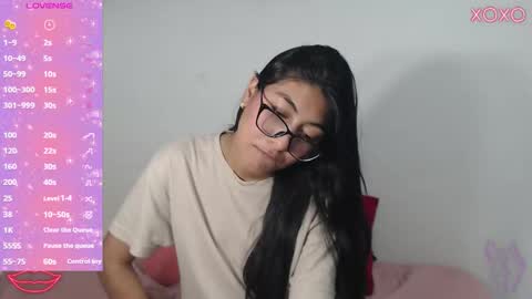 Nana online show from October 17, 2025, 8:50 am