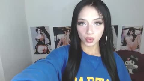 allison___taylor online show from November 8, 2025, 3:07 am