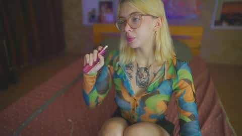 Allison online show from December 20, 2024, 10:22 pm